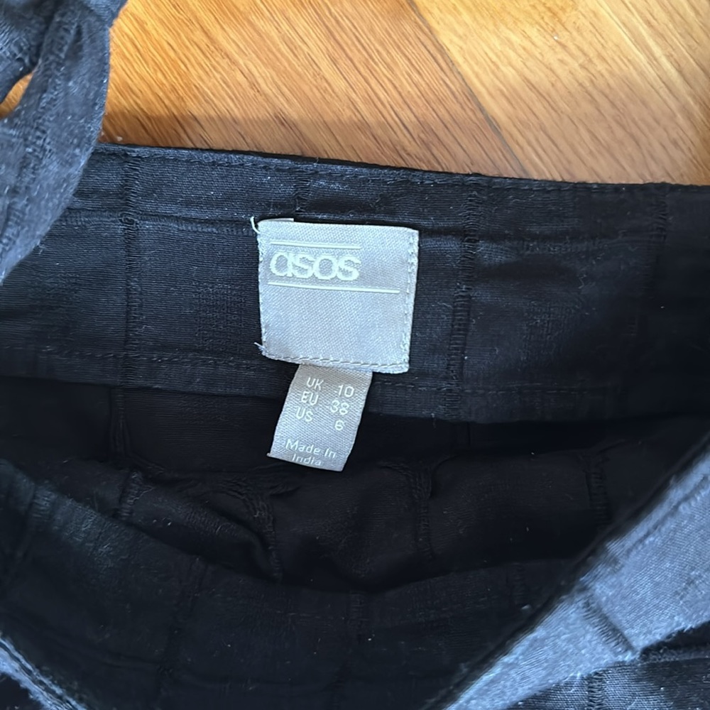 ASOS Cropped Tank Top - Picture 2 of 4